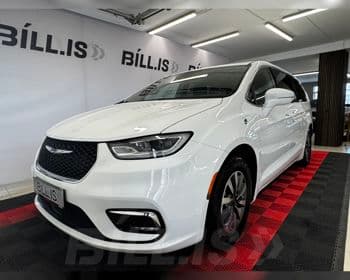 2023 Chrysler Pacifica Limited Hybrid