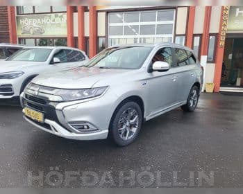 2020 Mitsubishi Outlander Intense