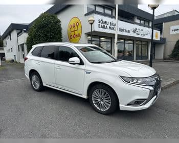 2021 Mitsubishi Outlander Instyle PHEV