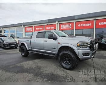 2024 Dodge Ram 3500 Laramie Mega CAB Night Edition