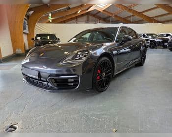 2023 Porsche Panamera 4 E-Hybrid Platinum Edition