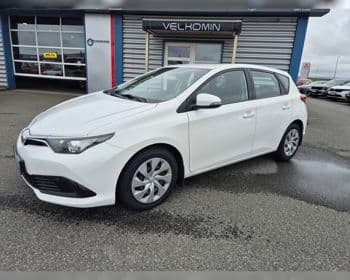 2017 Toyota Auris
