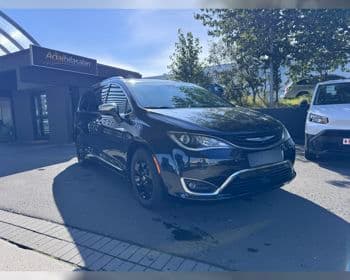 2017 Chrysler Pacifica Hybrid