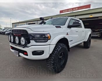 2023 Dodge Ram 3500 Limited Mega CAB Nigth Edition 40