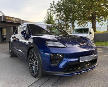 2025 Porsche Macan 4S
