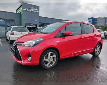 2015 Toyota Yaris Hybrid