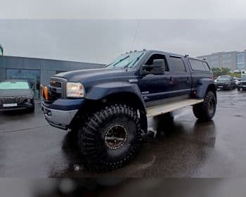 2005 Ford F-350 Crew