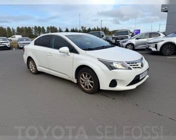 2014 Toyota Avensis S/D Live