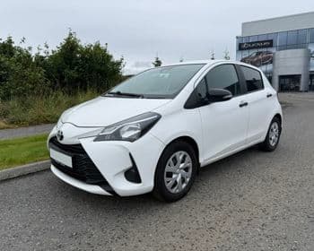 2017 Toyota Yaris Live