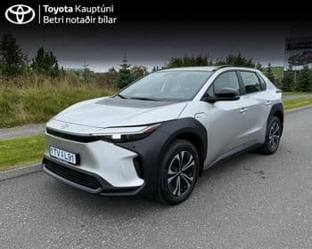 2025 Toyota bZ4X GX AWD