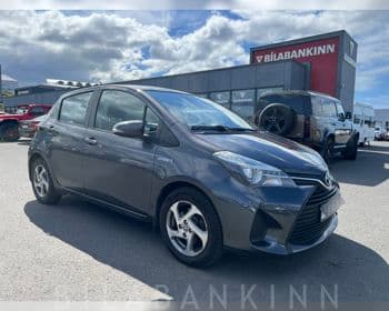 2015 Toyota Yaris Hybrid