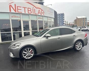 2016 Lexus IS 300h
