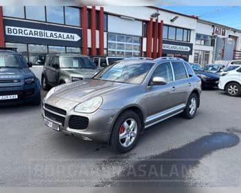 2004 Porsche Cayenne Turbo