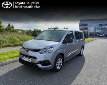 2024 Toyota Proace City Verso EV Langur Family Electric 50KW