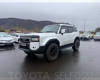 2024 Toyota Land Cruiser 250 GX Plus