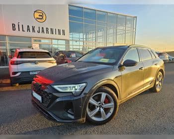 2023 Audi Q8 50 e-tron Advanced