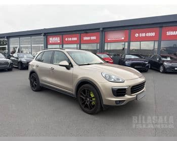2016 Porsche Cayenne S E-Hybrid