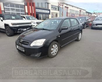 2004 Toyota Corolla