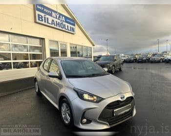 2023 Toyota Yaris Active Hybrid