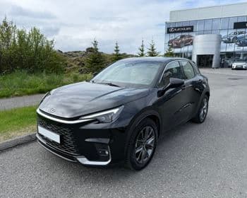 2025 Lexus LBX Relax Advanced AWD
