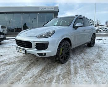 2016 Porsche Cayenne S E-Hybrid