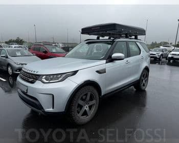 2020 Land Rover Discovery SE 240