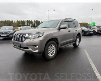 2022 Toyota Land Cruiser 150 GX