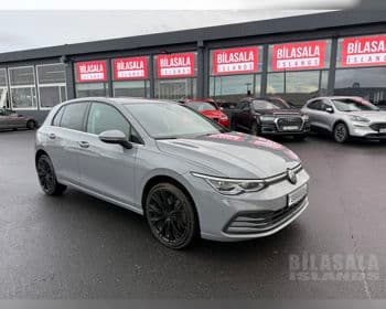 2022 Volkswagen Golf Style PHEV