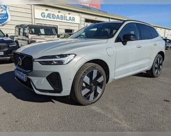 2025 Volvo XC60 T6 Ultimate Dark