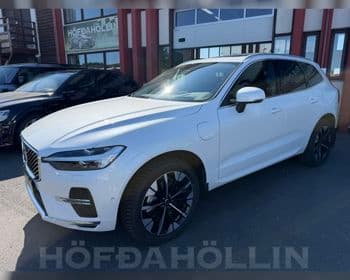 2025 Volvo XC60 Ultra Bright T8