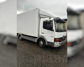 2004 Mercedes-Benz Atego 818