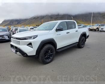 2026 Toyota Hilux Double CAB VX