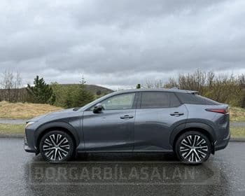 2025 Lexus RZ 450e EXE Electric Panorama