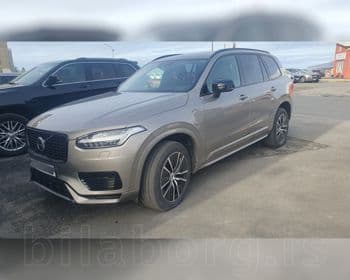2021 Volvo XC90 T8 R Design