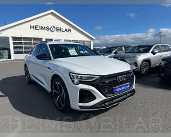 2025 Audi Q8 Sportback 50 e-tron S Line