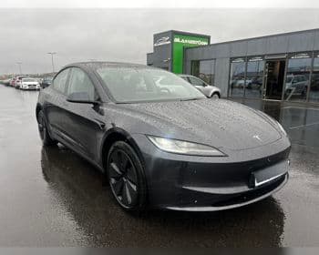 2025 Tesla Model 3 SR