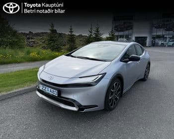 2025 Toyota Prius Premium PHEV Panoram