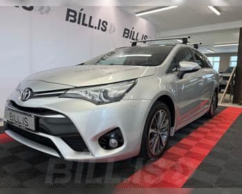 2017 Toyota Avensis STW Sjálfskiptur/glerþak