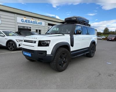 2023 Land Rover Defender SE 130 3 0 6CYL