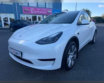 2023 Tesla Model Y SR