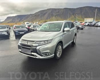 2021 Mitsubishi Outlander Invite PHEV