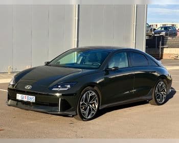 2025 Hyundai IONIQ 6 Premium 77kWh