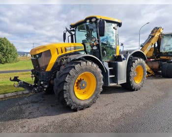 2017 Jcb Fastrac 4220