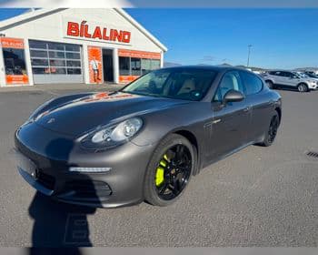 2015 Porsche Panamera S E-Hybrid
