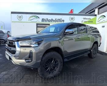 2025 Toyota Hilux Double CAB VX