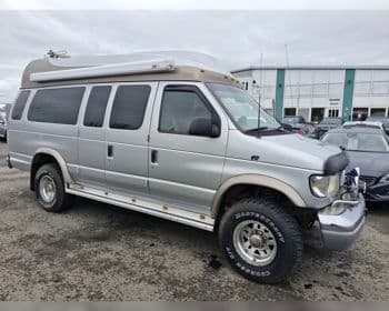 2002 Ford E350 Super Wagon