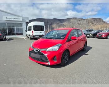 2015 Toyota Yaris Active