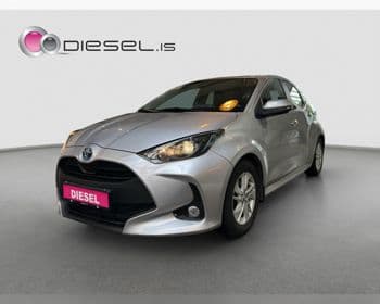 2023 Toyota Yaris Active Hybrid