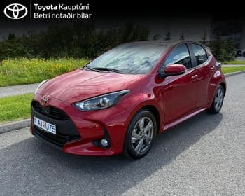 2026 Toyota Yaris Active Hybrid