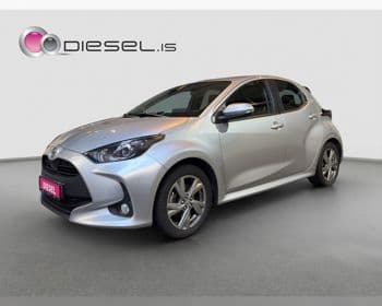 2024 Toyota Yaris Active Hybrid